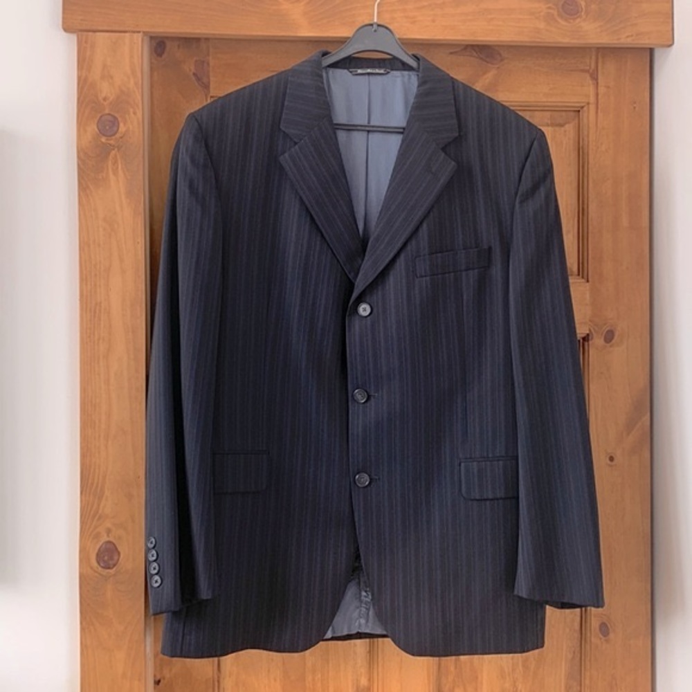 Jack Victor stripped dark blue suit, size M/L